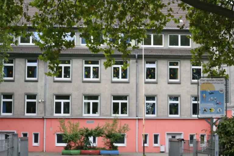 Alte Schule M Pfaff Heimat 1024h 50