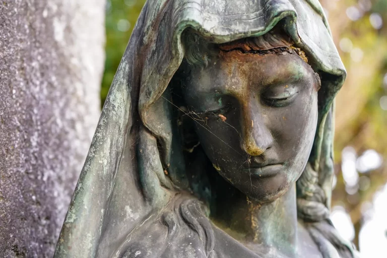 6 Anne Klein Vergänglichkeit Ergebnis